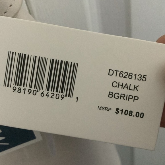 Steve Madden White Hobo Bag with Minimalist Design - Picture 4 of 9